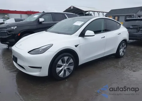 2023 Tesla Model Y Awd/Long Range Dual Motor All-Wheel Drive from USA, damaged, VIN 7SAYGAEE6PF791903